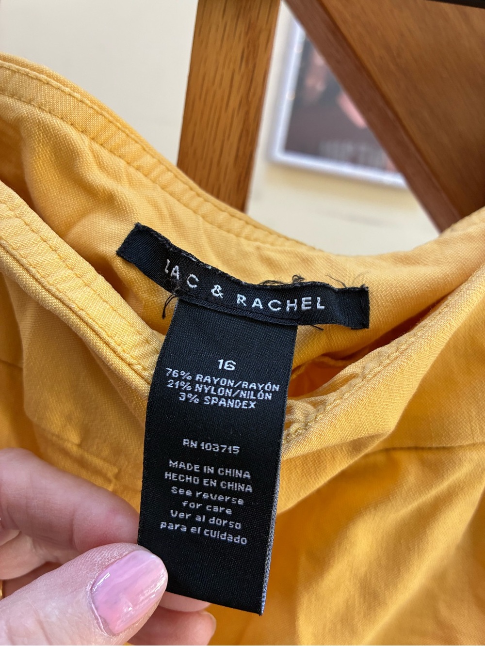 Vibrant Yellow Women's Capris. Zac & Rachel size 16 - Picture 4 of 5